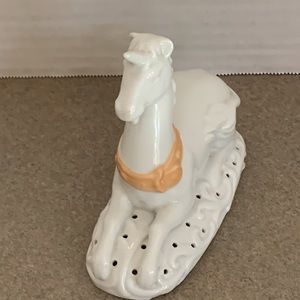 Avon the Tapestry Collection Unicorn Sachet Holder